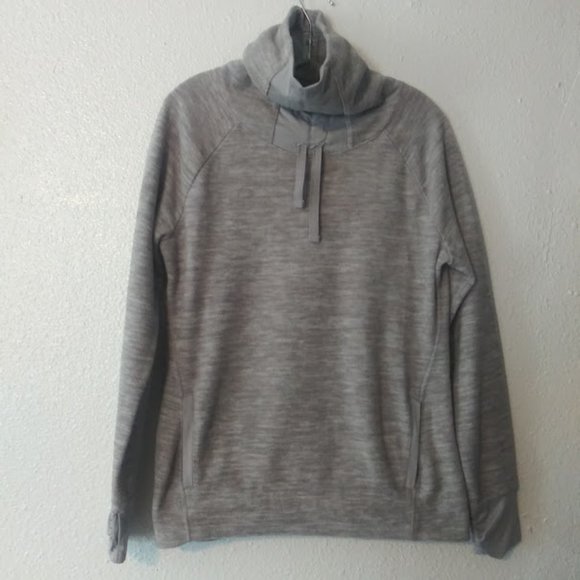 Old Navy Active women's size M gray turtleneck sweater - Picture 1 of 9
